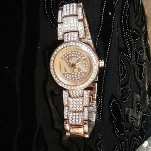 MK ROSE WATCH VERY BEAUTIFUL